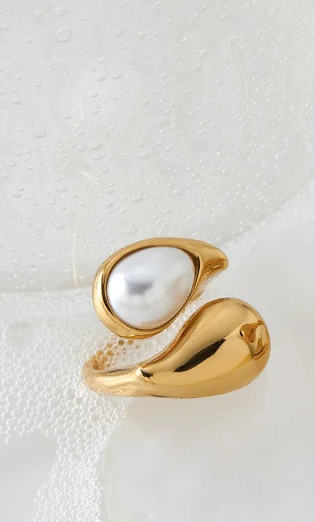 MOUTI Pearl Gold Ring – Minimal Statement
